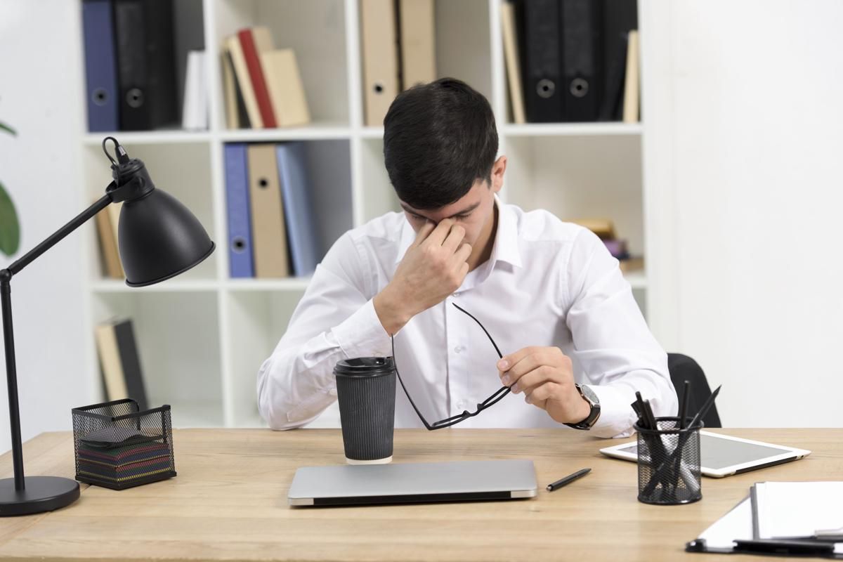 ilustrasi lelah burnout