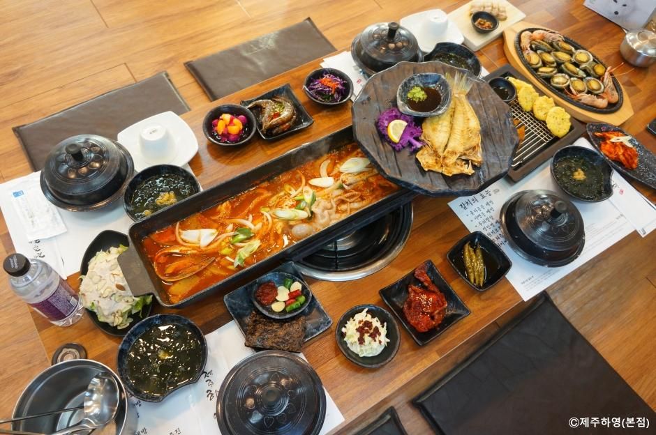 Potret menu makanan di Jeju Hayeong Restauran