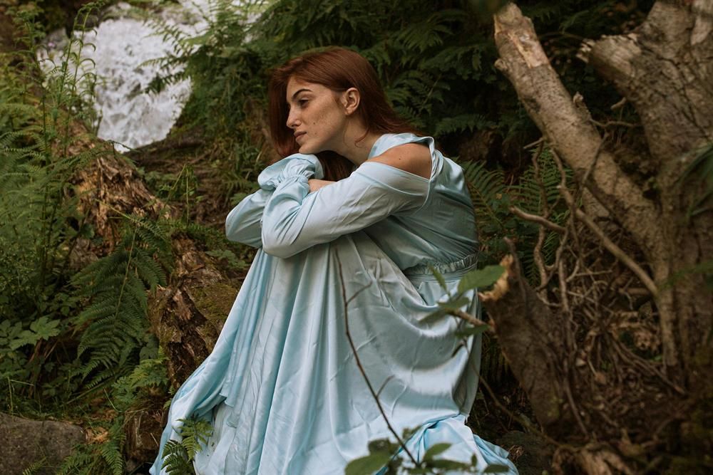 ilustrasi perempuan memendam perasaan (pexels.com/Yaroslav Shuraev)