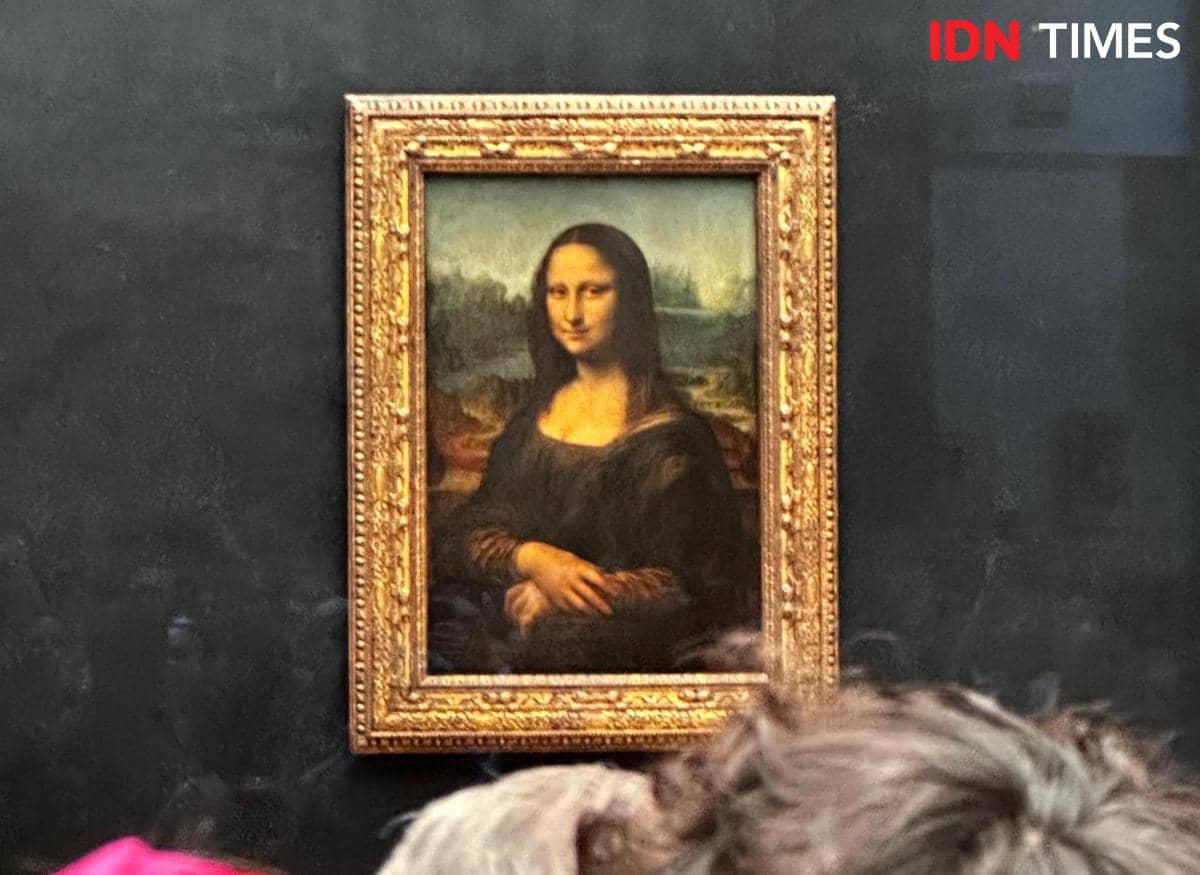 ilustrasi lukisan Mona Lisa di Museum Louvre