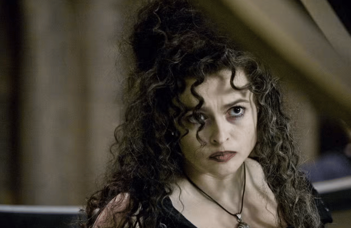 Helena Bonham Carter sebagai Bellatrix Lestrange