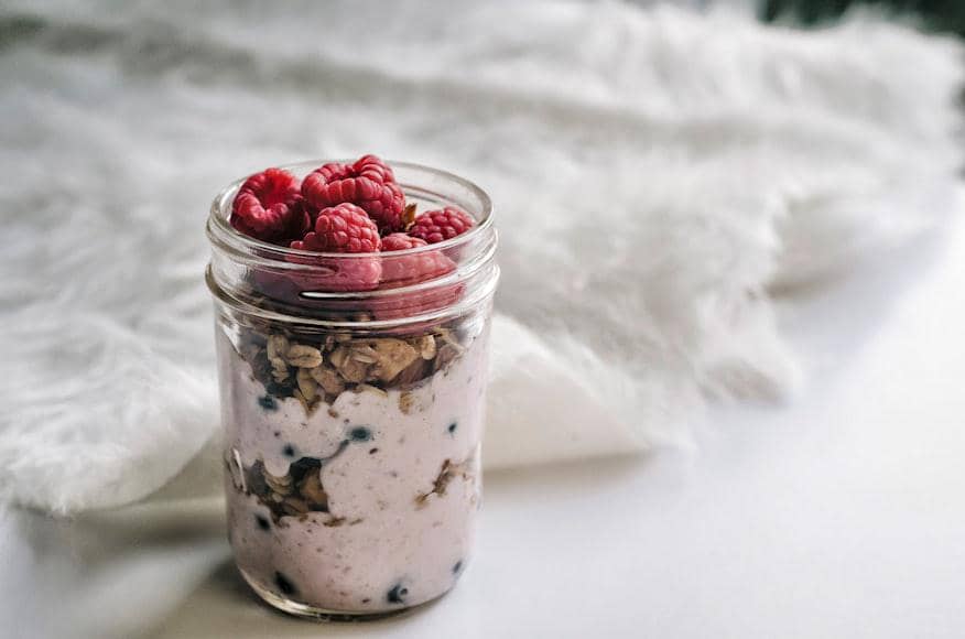 ilustrasi overnight oats