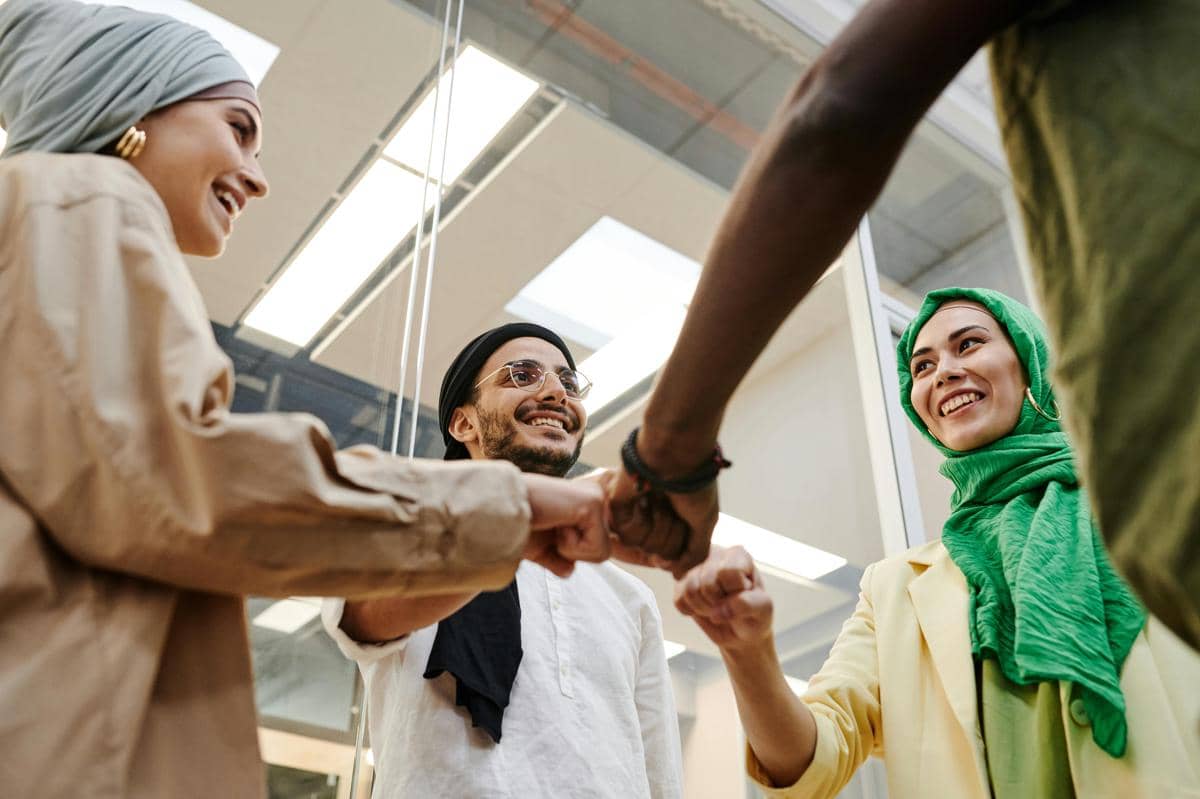 Empati tinggi mampu memberikan rasa nyaman ketika berbicar