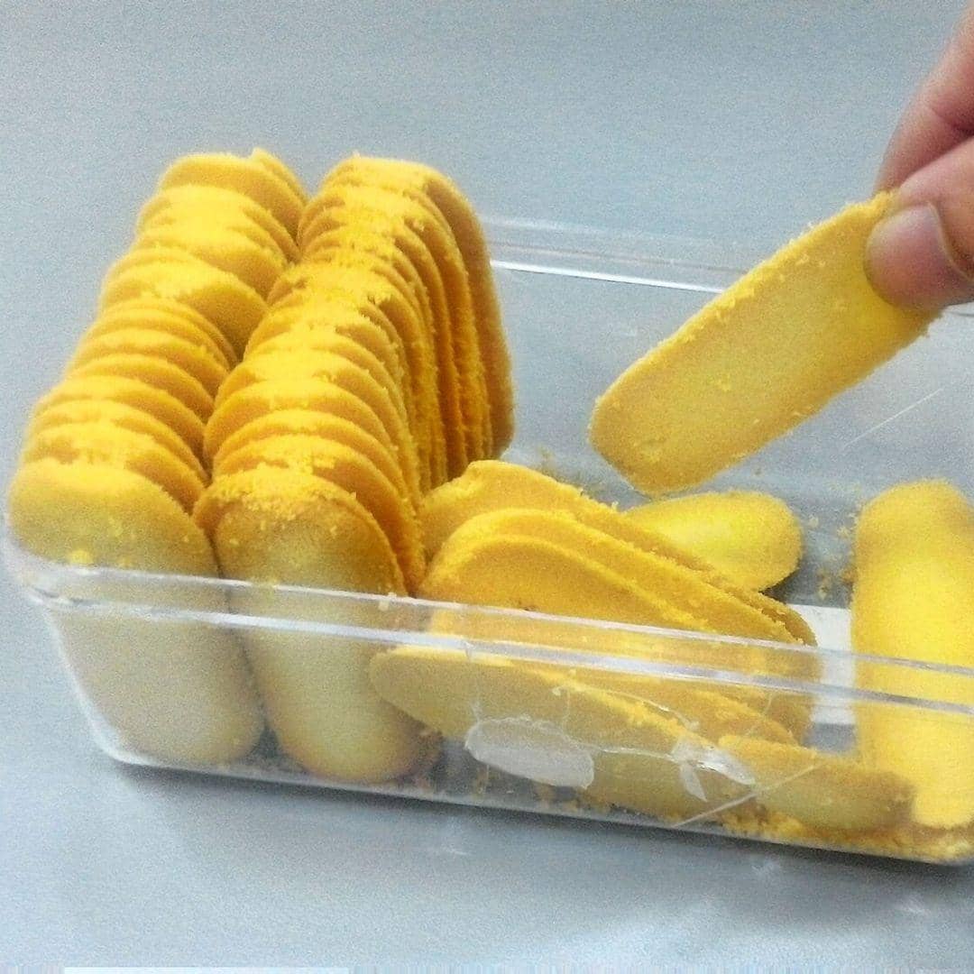 Potret kue lidah kucing 