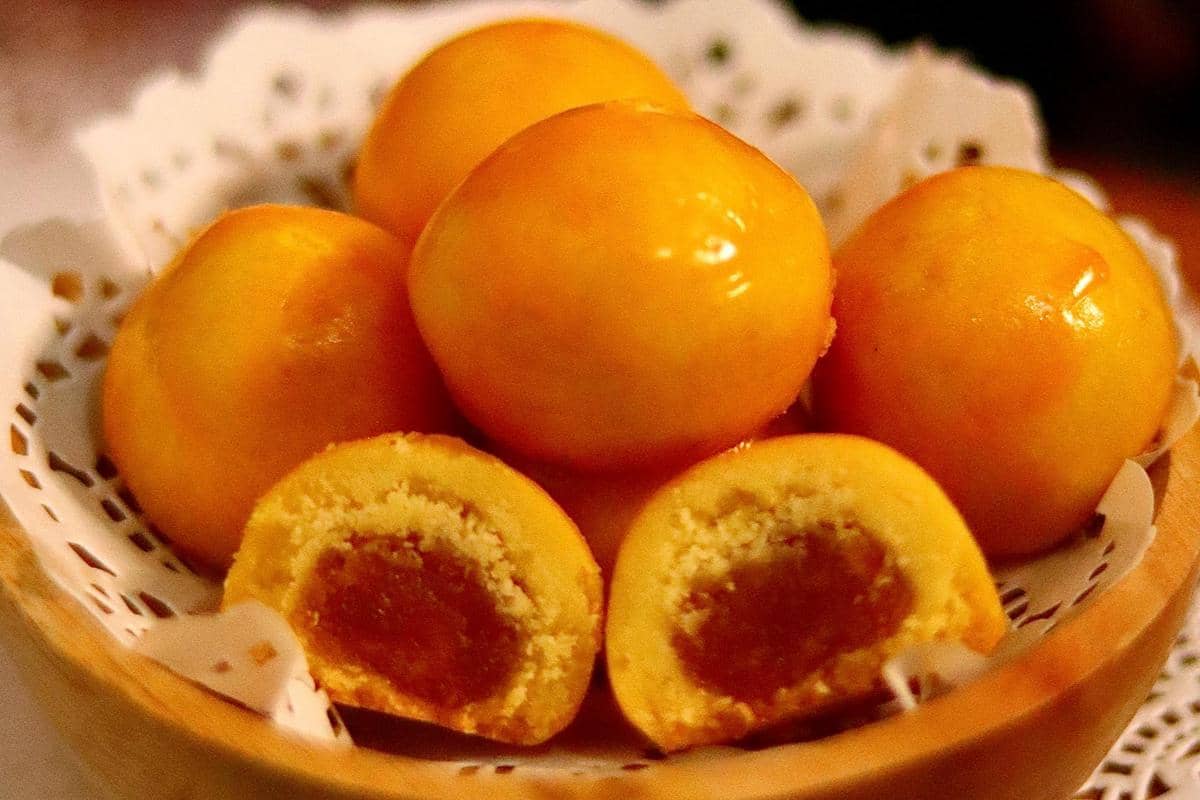 ilustrasi nastar edam