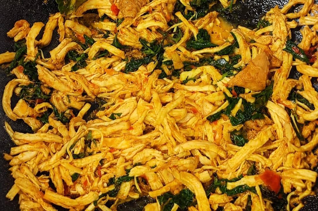 Ayam Suwir Pedas Kemangi