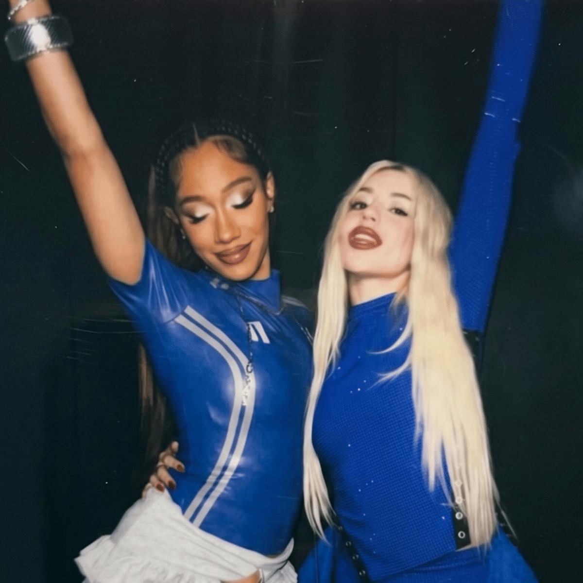 Potret Ava Max dan Bia dalam lagu Energy untuk Piala Dunia 2026 