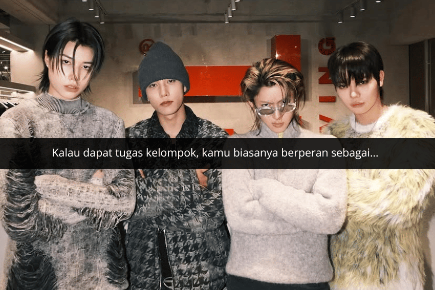 Empat orang berpose bersama di dalam ruangan bergaya modern dengan pencahayaan hangat, mengenakan pakaian kasual dan ekspresi serius.