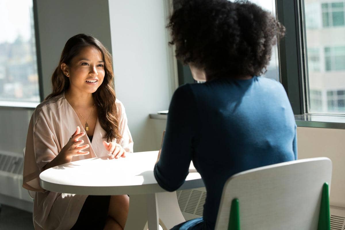 ilustrasi small talk kaum urban (unsplash.com/Christina @ wocintechchat.com M)