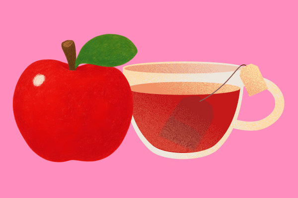 Ilustrasi apel merah segar di samping secangkir teh hangat dengan kantong teh di dalam cangkir berlatar belakang merah muda.