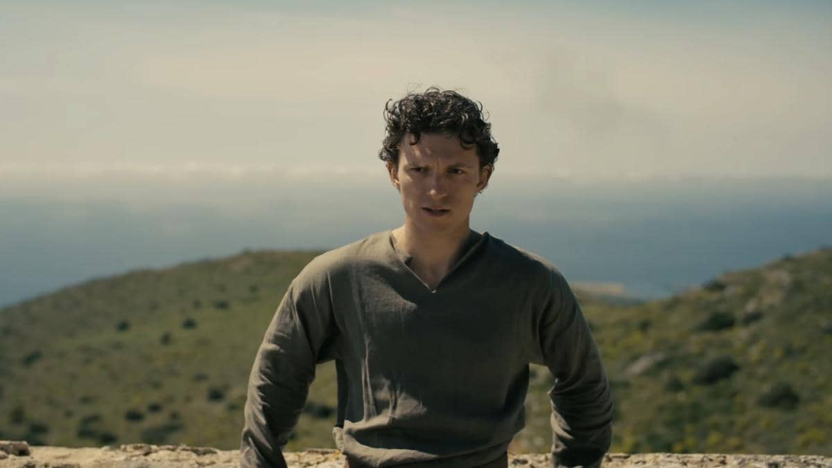 Potret Tom Holland sebagai Telemachus dalam film The Odyssey
