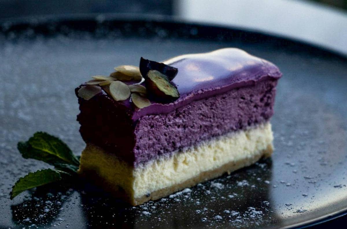 Ube cheesecake