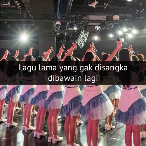 Potret JKT48 yang dibagikan melalui akun Instagram resmi grup idola tersebut kepada para penggemarnya.