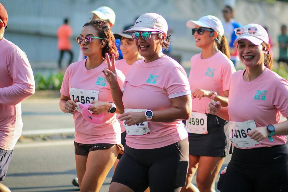 Ilustrasi beberapa wanita yang mengikuti marathon (unsplash.com/ Cecep Rahmat)