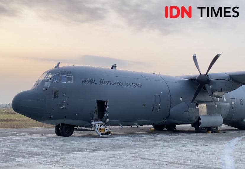 Jajal Hercules C-130 Australia: Panas di Jakarta, Sunset di Banyuwangi