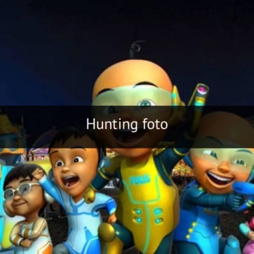 Karakter animasi Upin dan Ipin dari Les' Copaque Production tampil bersama dalam ilustrasi promosi serial anak.